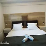 玛尔提那休闲宾馆 3*
